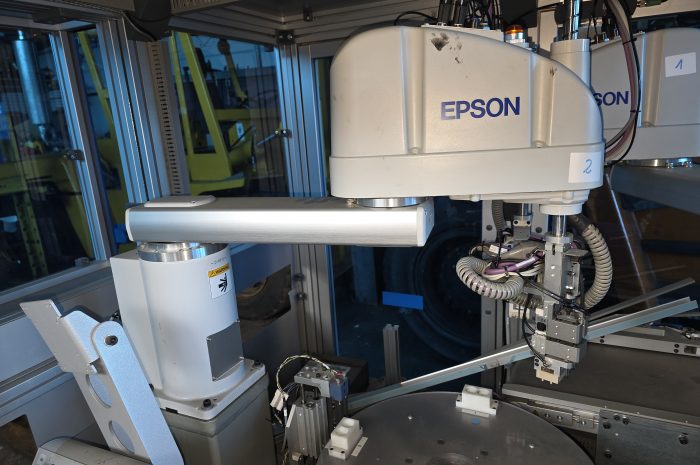 Roboter Epson G6-651S Controller Epson RC 700-A