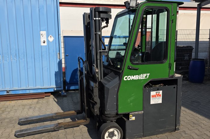 Seitenstapler 4 Wege Stapler Gabelstapler Combilift CBE 3000