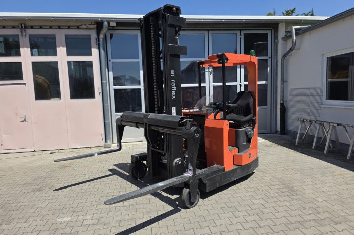 4 Wege Stapler Seitenstapler Gabelstapler BT Reflex FRE 270
